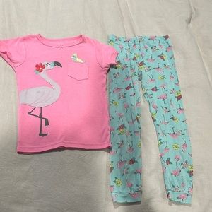 “SOLD” Girls pajamas, t-shirt and buttons, pink flamingo, size 6, used